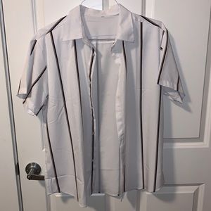 Men’s leisure button down